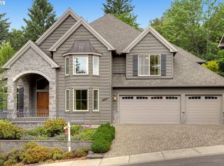 8821 NW Savoy Ln, Portland, OR