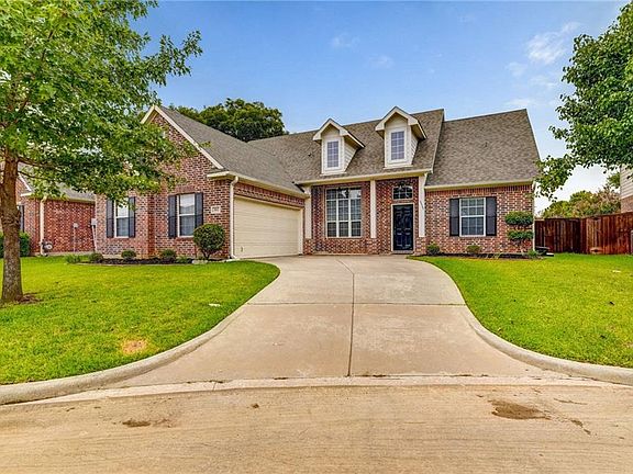 2nd image of 502 Mattie Ln