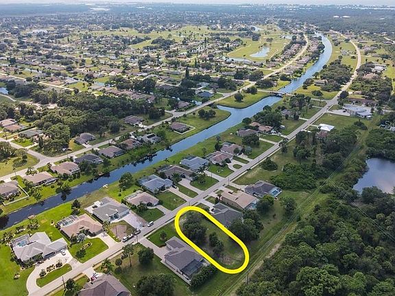 5th image of 429 Boundary Blvd