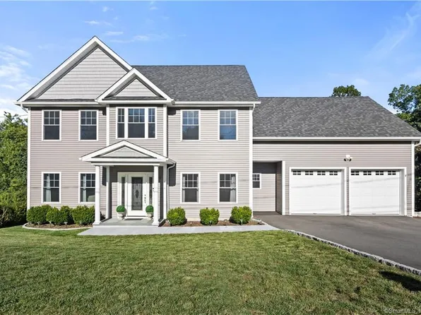 39 Clearview Drive, Brookfield, CT 06804