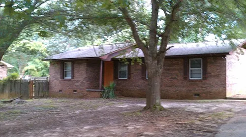 235 Lawrence Rd Photo 1