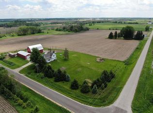 W8477 Chapel Rd, Beaver Dam, WI 53916