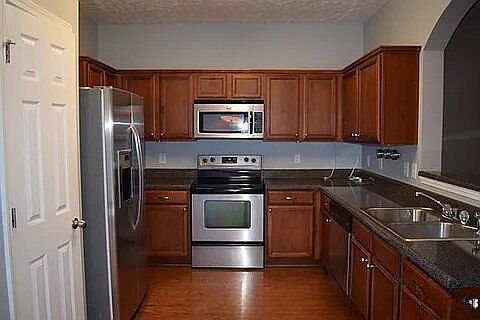 4th image of 8728 Ambonnay Dr