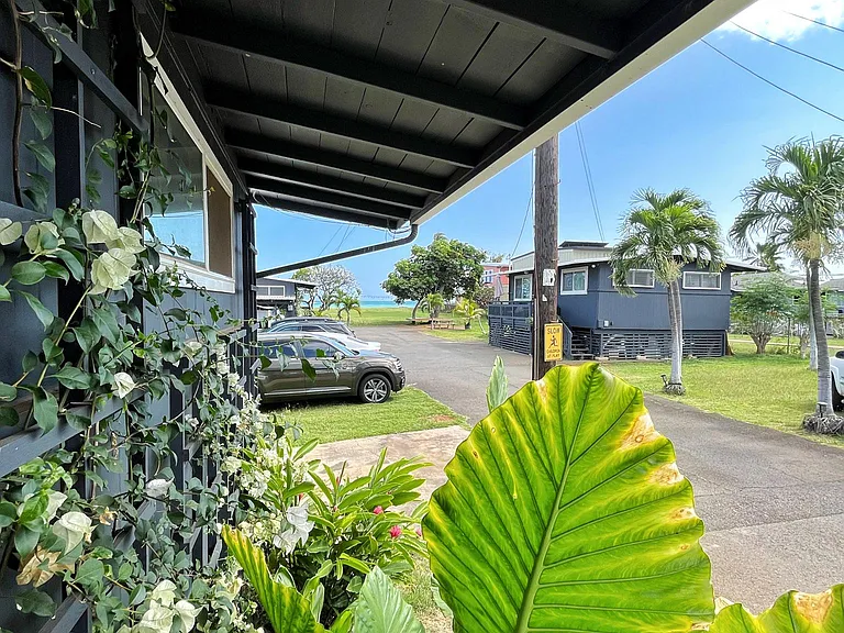 Step onto your private lawn right before you plunge into the Pacific.