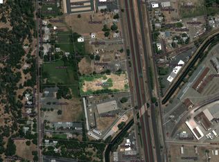 5216 Westside Rd, Redding, CA