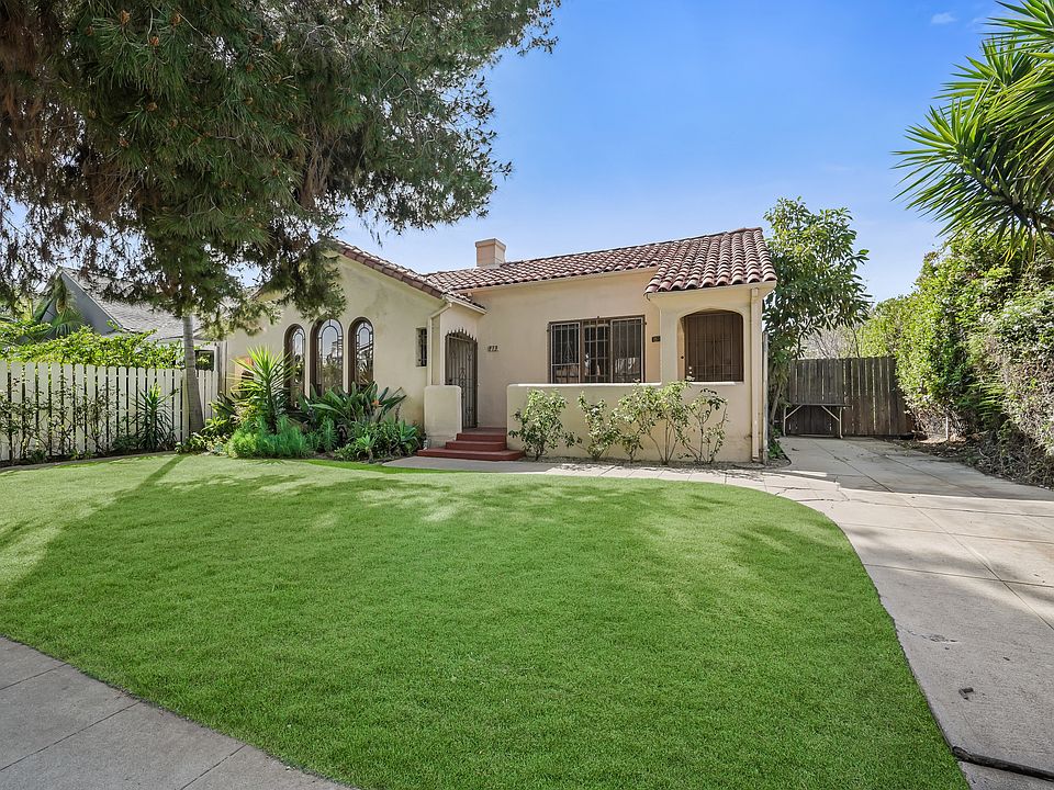 1st image of 813 N Curson Ave