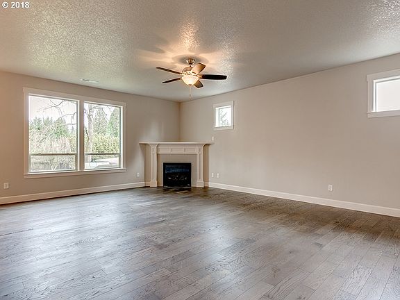 3rd image of 6120 NE 111th Way