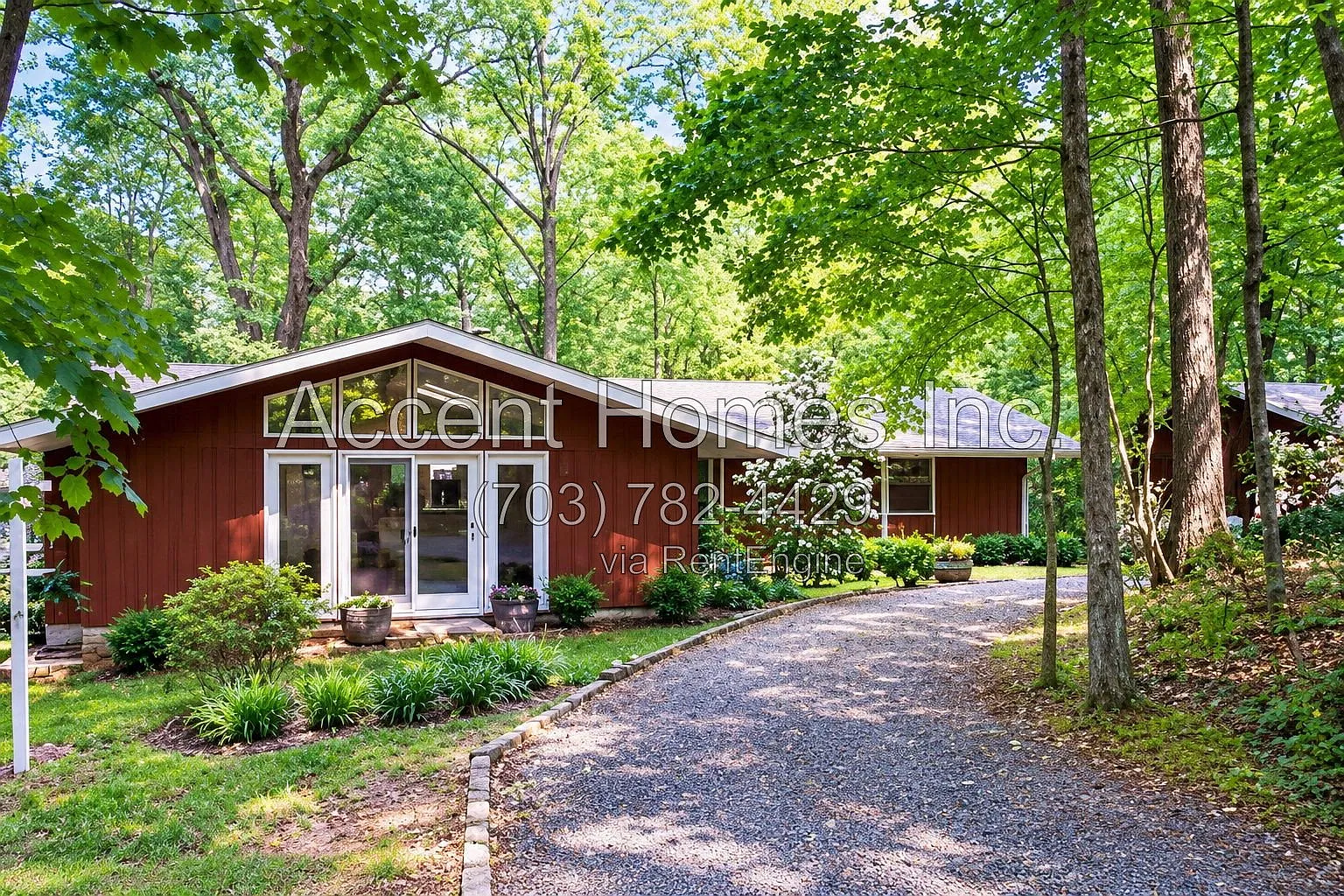 4 bed, 3.0 bath, 2835 sqft, $5,800 — Photo 1