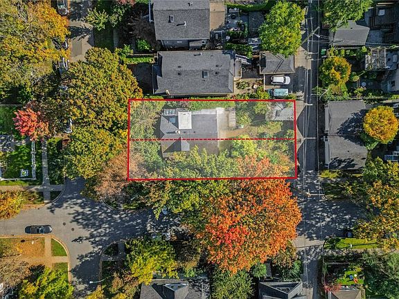 4th image of 3500 Ash St