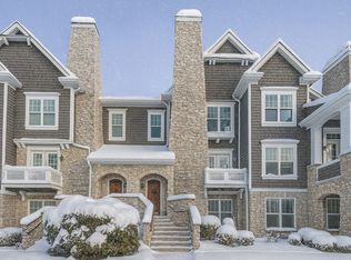 86 W Kennedy Ln, Hinsdale, IL 60521