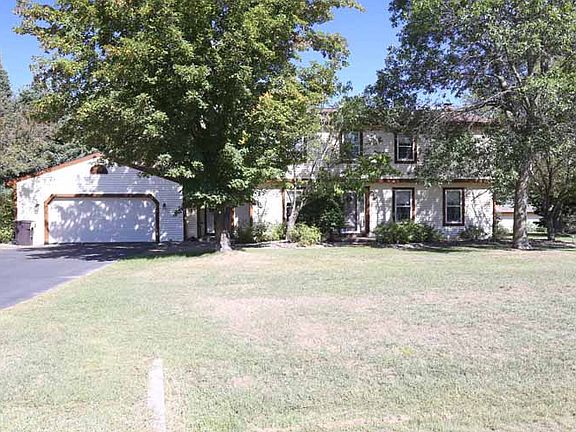 3rd image of 227931 Crane Dr