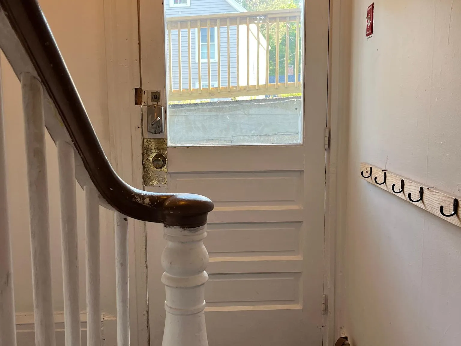 65 Oak St — Photo 3