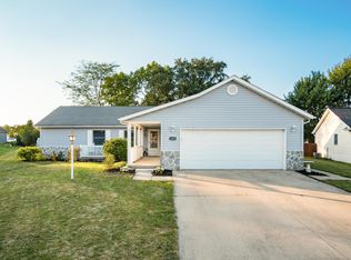 1233 Woodline Dr, Marysville, OH