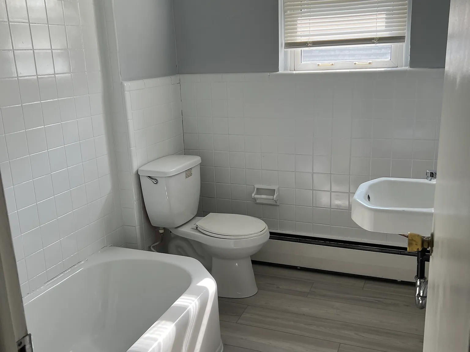 1 bed, 750 sqft, $1,150 — Photo 2