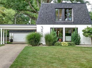 384 Bradley Rd, Bay Village, OH 44140