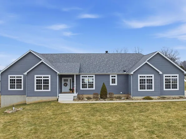 7395 E Hudson Pointe Ln, New Carlisle, IN 46552