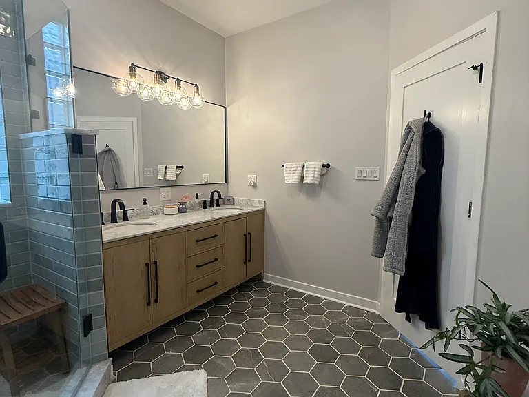 2302 W North Ave #2W — Photo 14