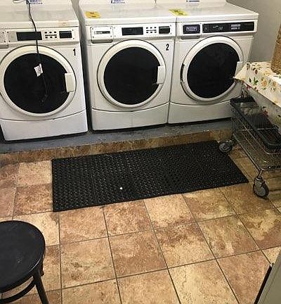 5th image of 2523 31st Ave APT A44