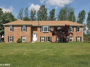 16350 Camalo Dr, Mount Airy, MD 21771