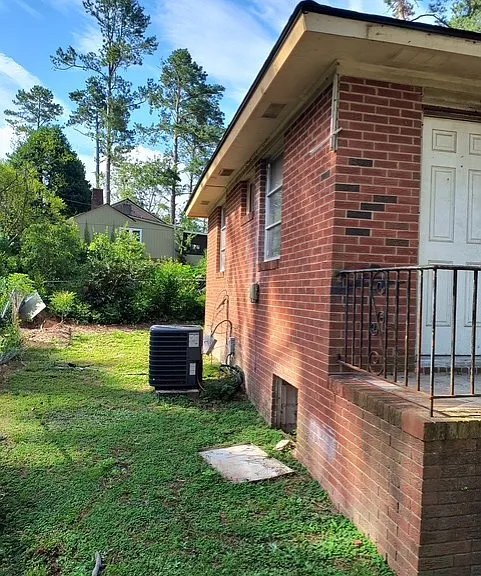 2330 Dorn Rd — Photo 2