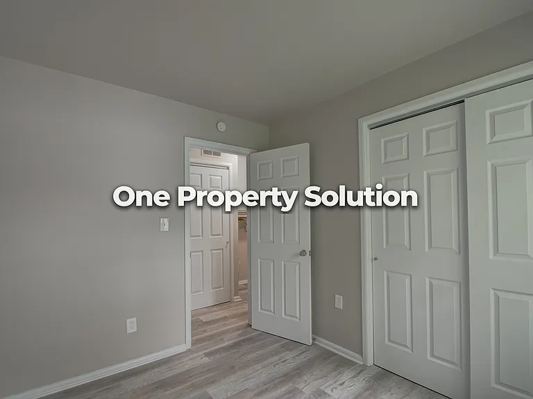 1008 Hovey St — Photo 12