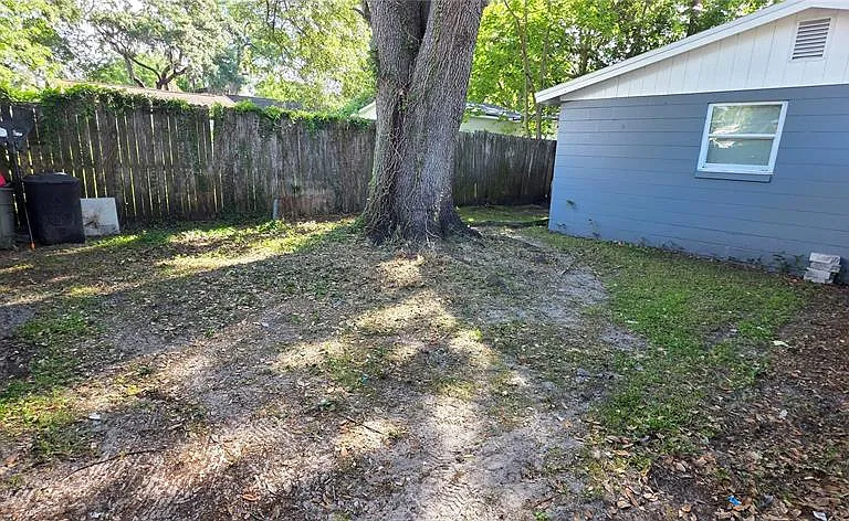 1308 E Yukon St #B — Photo 12