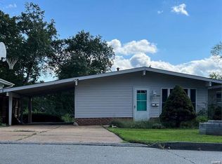 436 Saint Lawrence Dr, Ballwin, MO