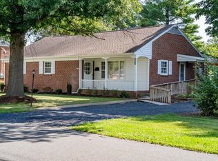 110 NW View St, Bridgewater, VA 22812