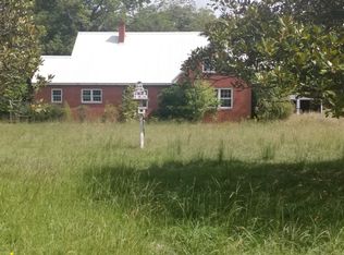 713 S Main St, Candor, NC 27229