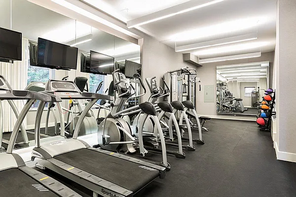 Rented by Keller Williams NYC | media 32