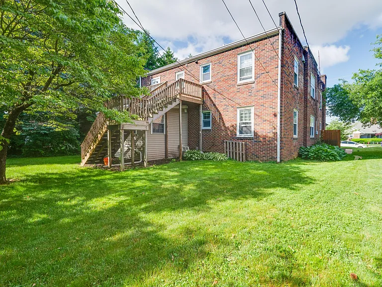 1545 Schuylkill Ave — Photo 12