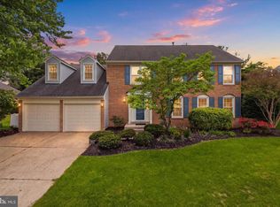 5245 Glen Meadow Rd, Centreville, VA 20120