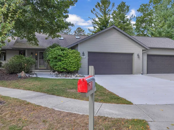 2314 N 36th Pl, Sheboygan, WI 53083