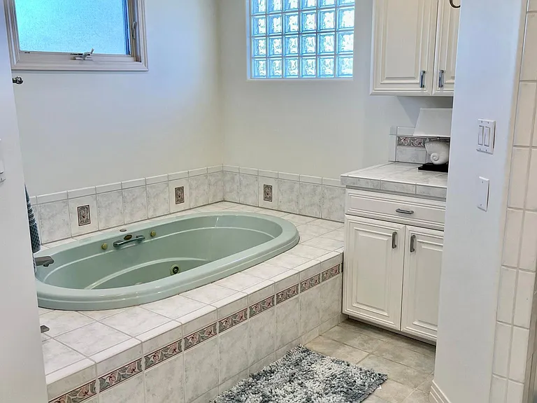312 Sea Ridge Dr — Photo 18
