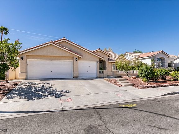 2nd image of 8105 Tropic Isle Cir