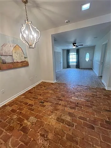 2 bed, 1.5 bath, 1107 sqft, $1,800 — Photo 4