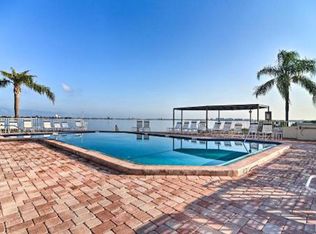 6051 Sun Blvd APT 115, Saint Petersburg, FL 33715