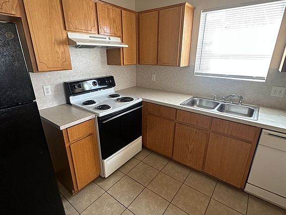 5th image of 4206 Alan Kent Dr APT D