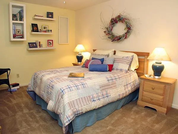 Quincy Ridge Apartments — Photo 19