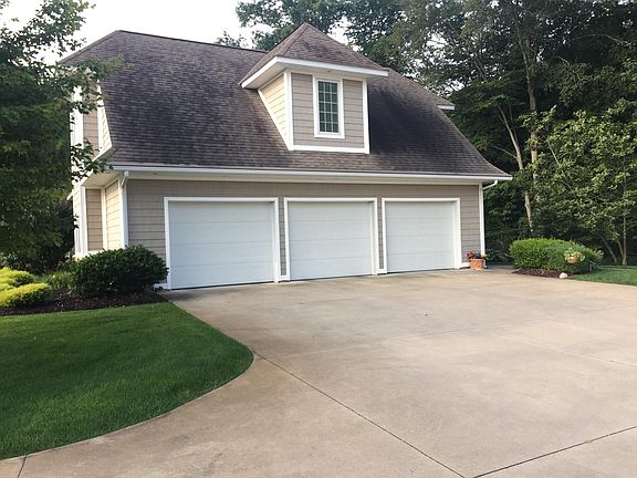 4th image of 6611 Kelly Creek Dr
