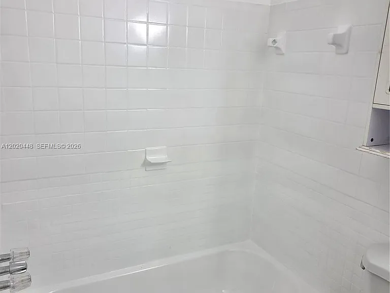 4030 SW 61st Ave #6 — Photo 7