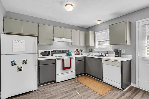 The Block Townhomes Photo 1
