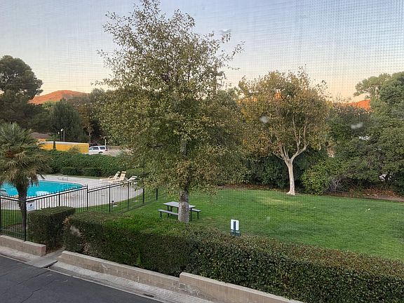 3rd image of 23530 Newhall Ave APT 6