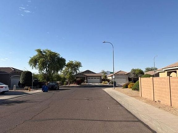 5th image of 2509 S 115th Dr
