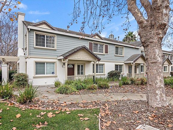 2nd image of 502 Daniels Avenue