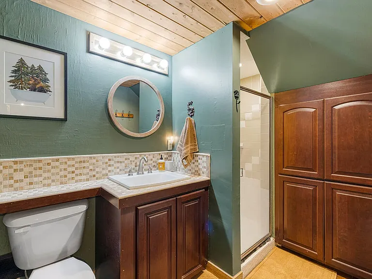 284 Moonridge Dr — Photo 14