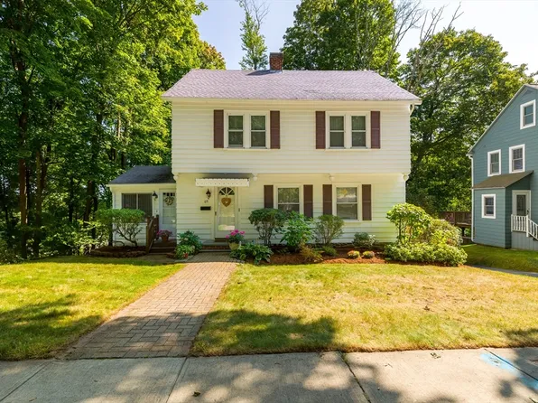 69 Morningside Rd, Worcester, MA 01602