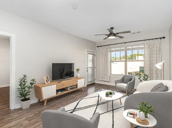 2197 Nolensville Pike APT 212, Nashville, TN 37211