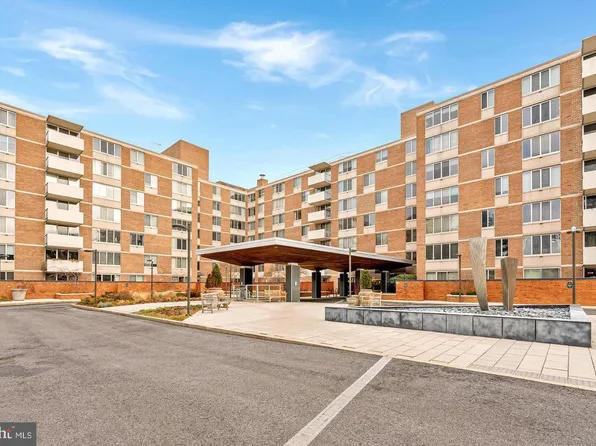 2939 Van Ness St NW APT 845, Washington, DC 20008
