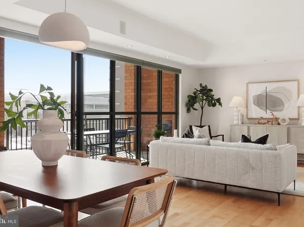 910 M St NW APT 630, Washington, DC 20001